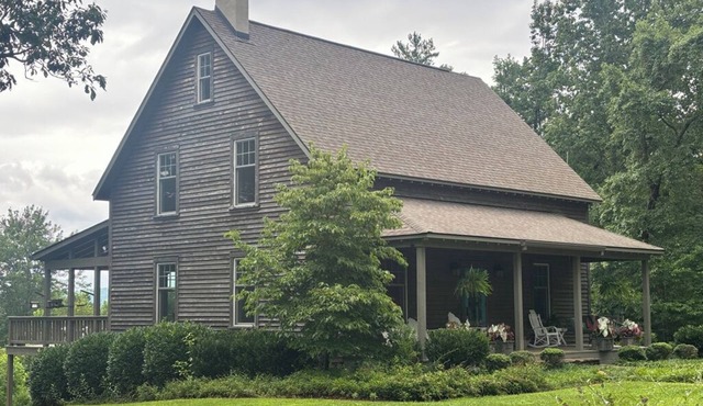 Appalachians Inspired, Custom Built 2015, Solar Powered With Mountain Views