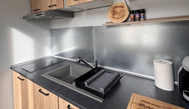 Apparemment Avec Parking Sécurisé Dans le Centre-ville à 50m du Cinéma et Macdo