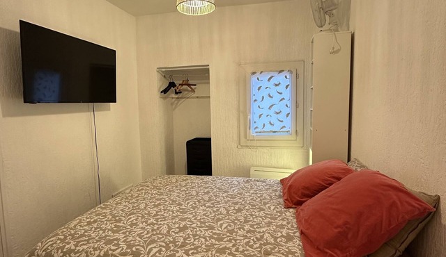 Apparemment Cosy - T2 Avec Places de Parking Gratuites au Tour du Logement