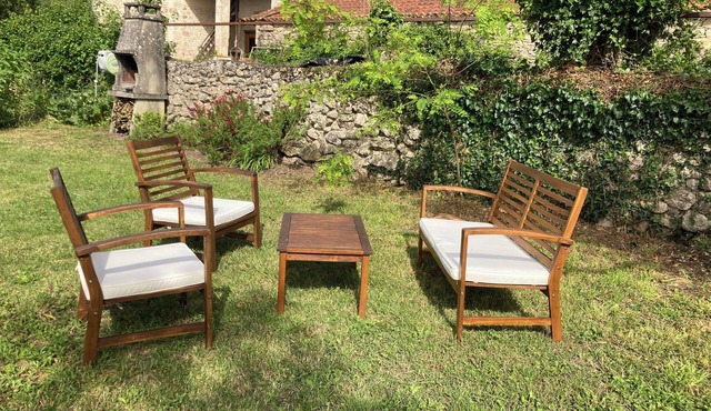 Apparemment Dans Corps de Ferme