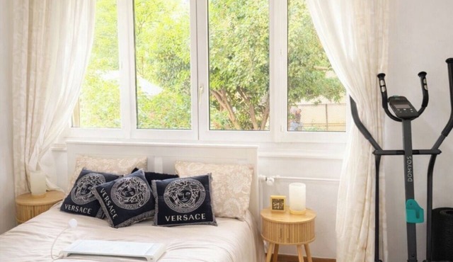 Apparently beautiful, comfortable, and well-located in Geneva