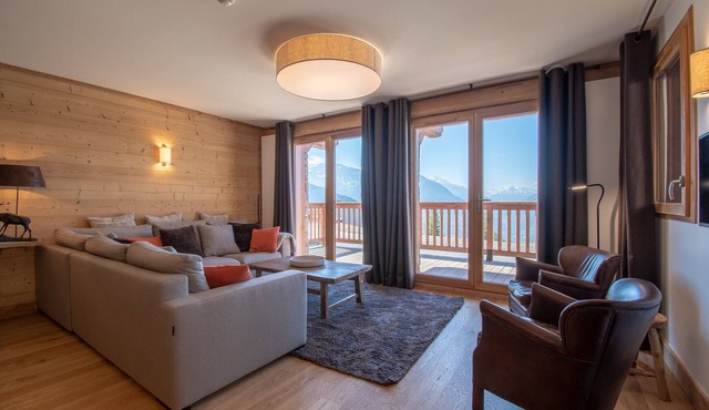 Appart 130m², full services 4 *, 4 bedrooms, 3 bathrooms/d, large south terrace, 2 parking spaces