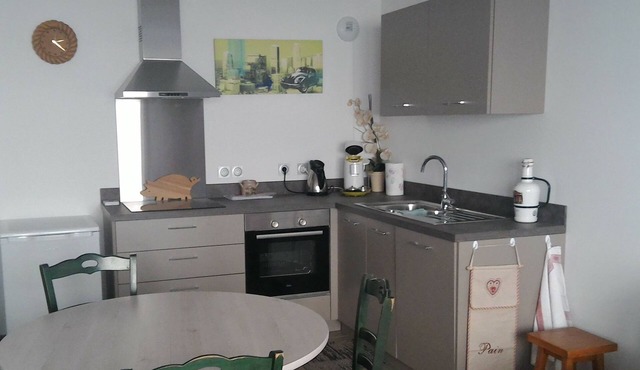 appart. 2-4 people. 200m from the lake and free shuttle. Ideal curists and family