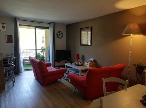 Appart 3 pieces cosy avec parking proche centre ville