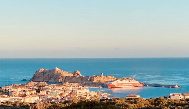 Appart 4 pers, 2 Bedrooms, with terrace sea view, Clim, private packing