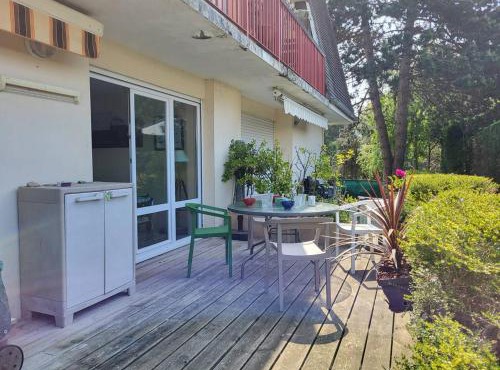Appartement avec terrasse, parking et WiFi, 4 pers. à Merville Franceville - FR-1-465-98
