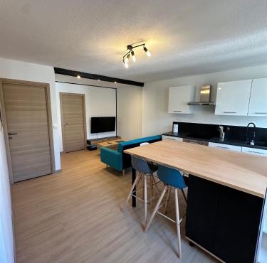 Appartement T3 centre Saint donat