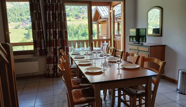 Appart 55m² : 6/8 p. 3 bedrooms. 2 bathrooms. Mountain SKI SAVOIE Coeur Station