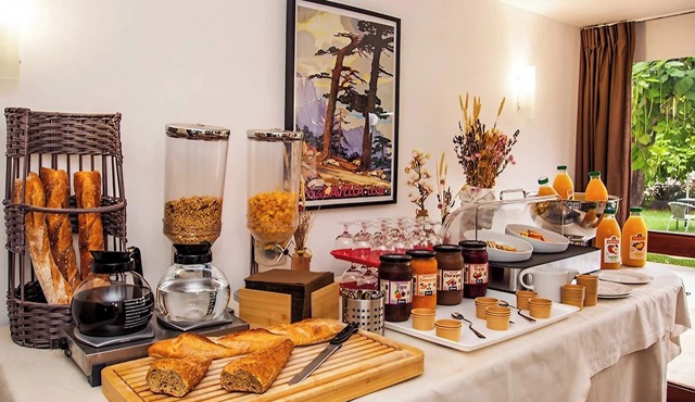 Appart Hôtel Corte HR