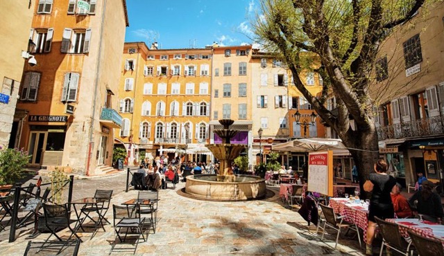 Appart Hotel Centifolia - Place aux aires