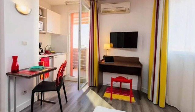 Appart'Hotel Sea & Golf City Perpignan Center* - Comfort Double Studio 1 or 2 people Balcony