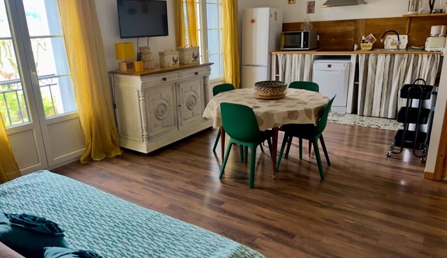 Appart N° 6/T2 separate bedroom