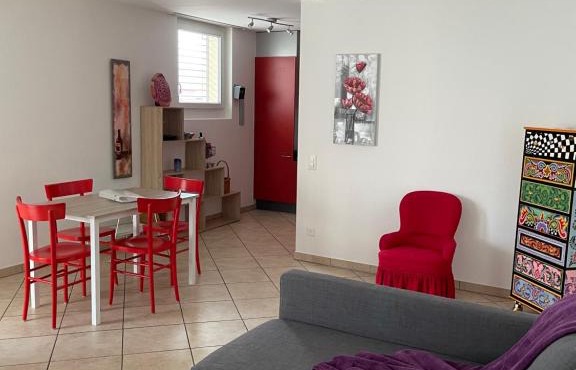Appartamento 2,5 con piscina nel CUORE di Locarno 463
