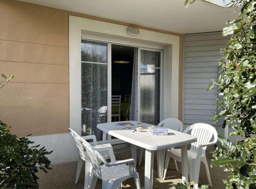 Appartement moderne 2P, 4 couchages, terrasse, proche plage et centre, parking, St Gilles Croix de Vie - FR-1-224-217