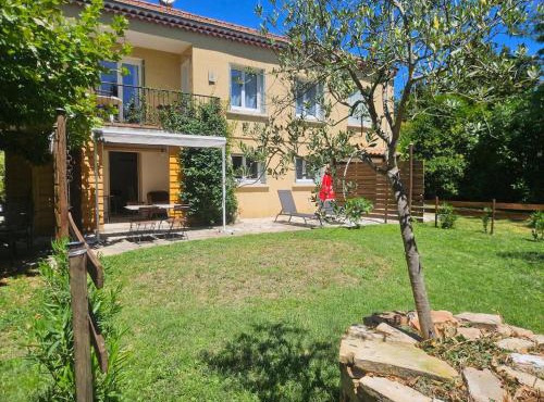 Appartement une chambre avec jardin
