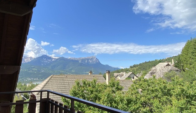 Appartement à Proximité du Plan D'eau