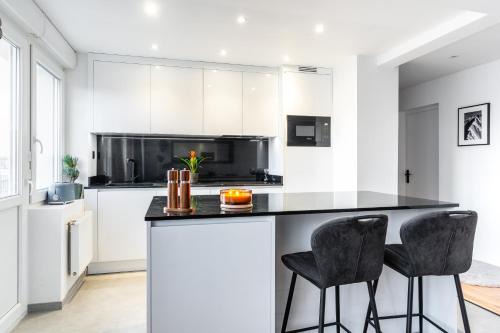 Appartement à Metz 2 chambres séparées, luxe, design, confort premium, 80 m2, parking inclus, proche gare SNCF