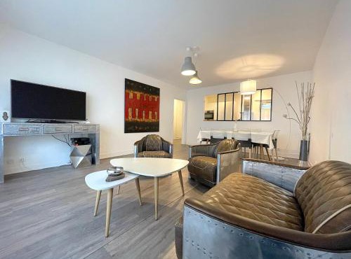 Appartement 2 chambres avec PARKING en centre-ville & CABINE DE PLAGE en bonus