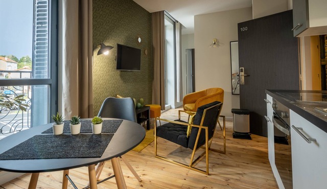 Appartement-2 personnes-de Luxe-SDB-Balcon