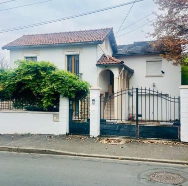 Appartement 2 pièces lumineux et cofortable avec vue jardin