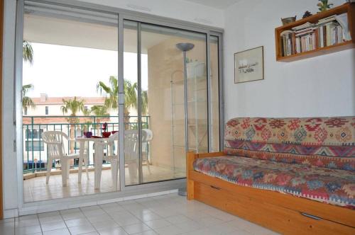 Appartement 2 pièces cabine situé au port 6 couchages -AR260-309