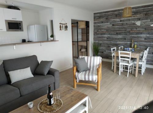Appartement 2km de la mer, La résidence de Thora