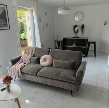 Appartement 45m2 avec Terrasse & Parking inclus