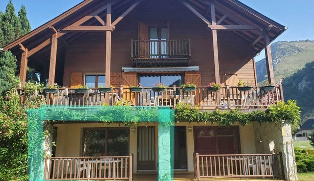 Appartement 6 Personnes Dans Chalet à la Montagne