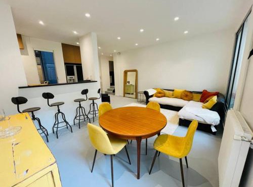 Appartement 6 pièces/5 chambres/calme/RDC