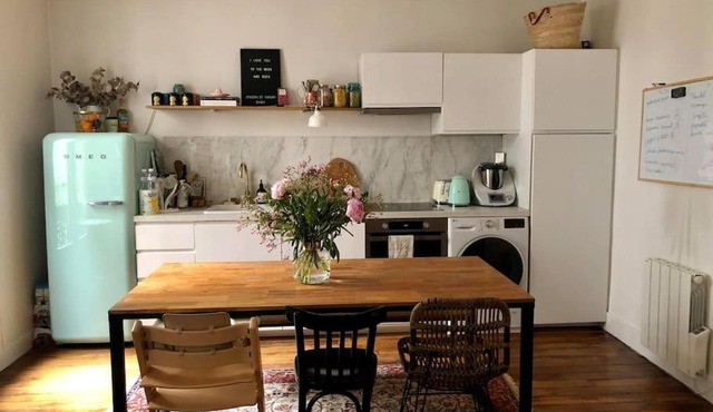 Appartement 75009 PARIS 50m2 métro poissonnière 3 pers & baby