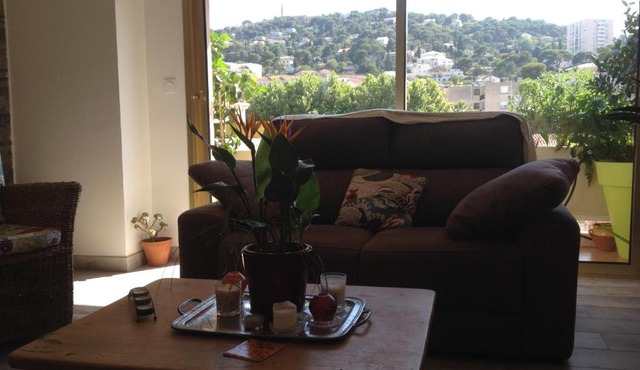 Appartement 80m2 proche centre ville- Climatisé et Parking interieur