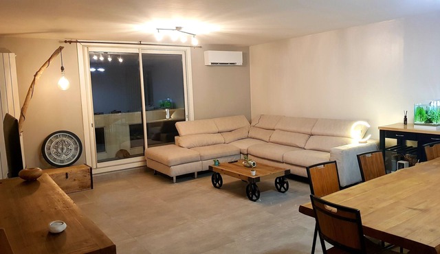 Appartement 80m2 Refait à Neuf Avec Jacuzzi sur Marignane