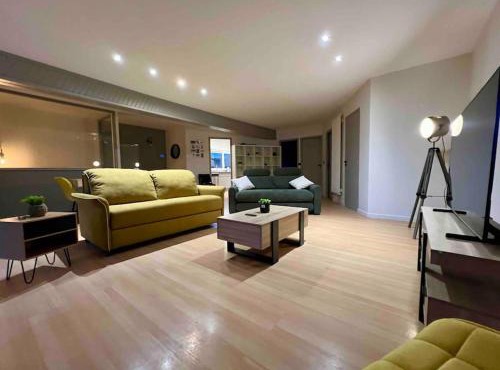 Appartement 9 personnes/2 Parkings privés