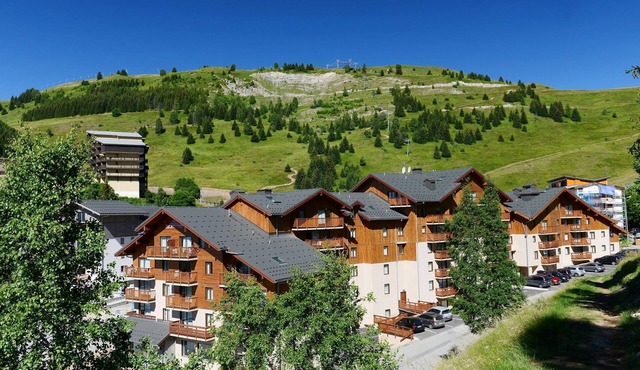 Appartement Abordable | Accès Piscine Intérieure
