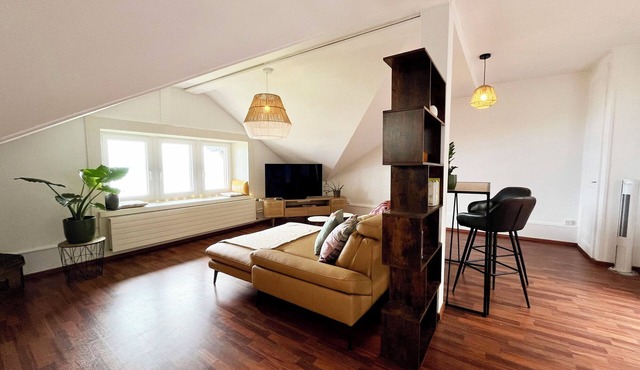 Appartement Atypique Avec vue sur le lac et les Alpes