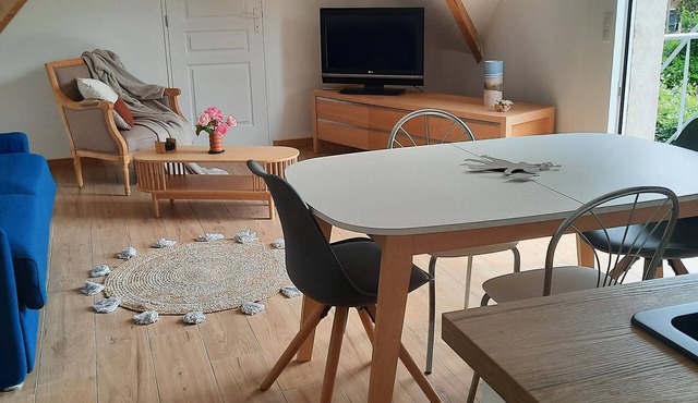 Appartement au 1 étage d'une maison individuelle dans un quartier calme.