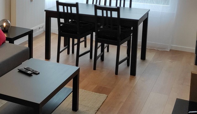 Appartement au Calme - 3 Chambres Avec Télé, 2 sdb