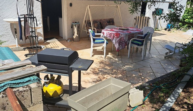 Appartement au Calme Avec Grande Terrasse Animaux de Compagnie Acceptes