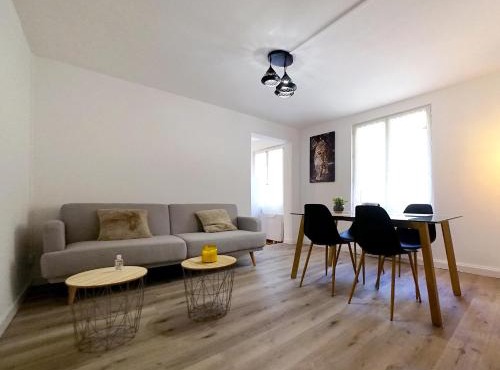 Appartement au coeur de Cours La Ville