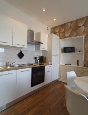 Appartement Au fil de l'eau à Chinon # Site historique # balcon # terrasse