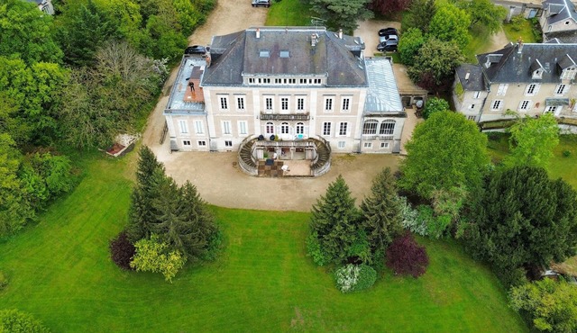 Appartement au rez de Jardin D'un Chateau au Milieu D'un Parc à 15mn de Dijon