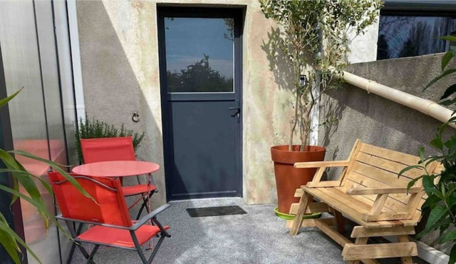Appartement Avec Terrasse et Jardin