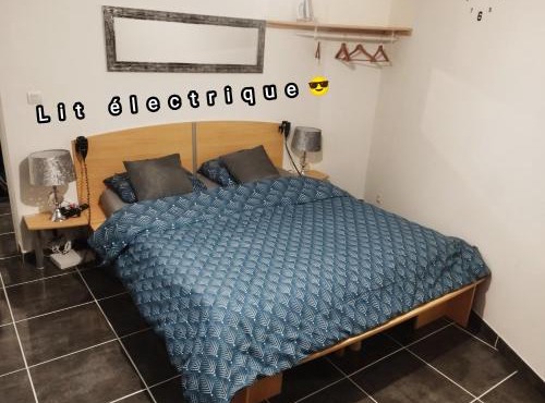 Appartement avec cour plein centre