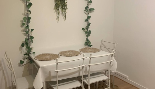 Appartement Avec Entrée Indépendante Dans Maison a Louer au Petit Clamart