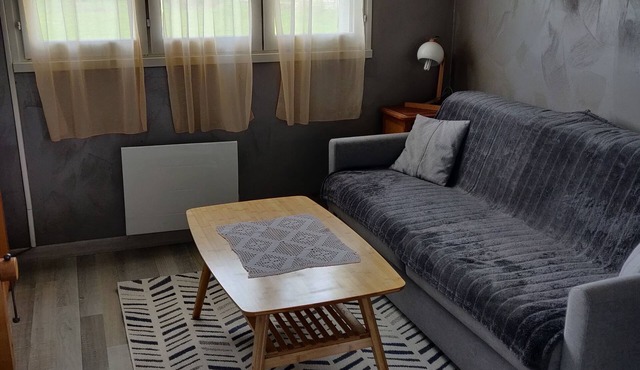 Appartement Avec Terrasse Dans une Propriété Privée. Entrée en Autonomie