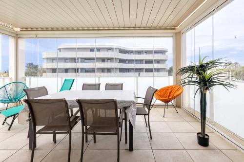 Appartement avec terrasse à 450m de la plage