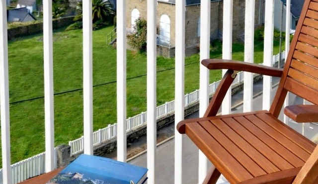 Appartement avec vue mer, bercé par les embruns