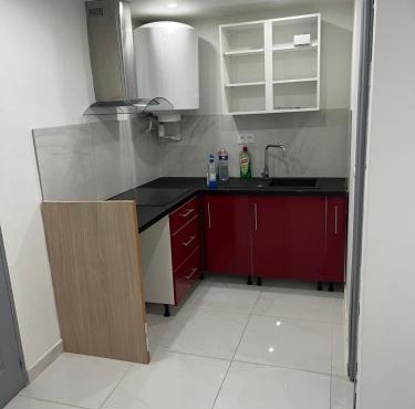 Appartement calme dans villa individuelle