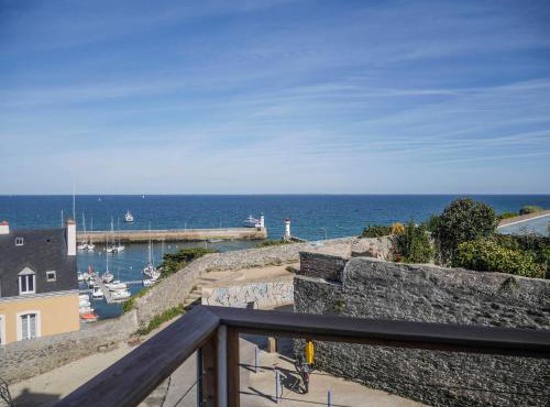 Appartement centre avec terrasse vue sur mer, animaux acceptés - FR-1-418-156