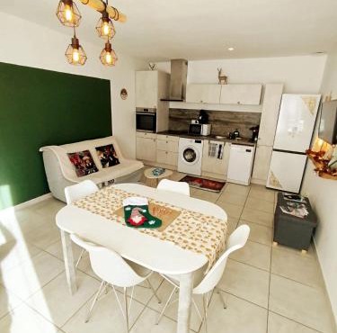 Appartement centre Ax-les-Thermes proche télécabines & parking